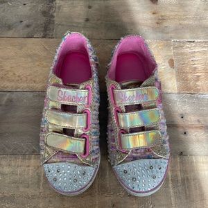 Skechers Girls Light-up Velcro closure sneakers US 11.5